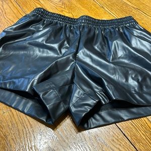 Sleek Black Athletic Shorts for Women